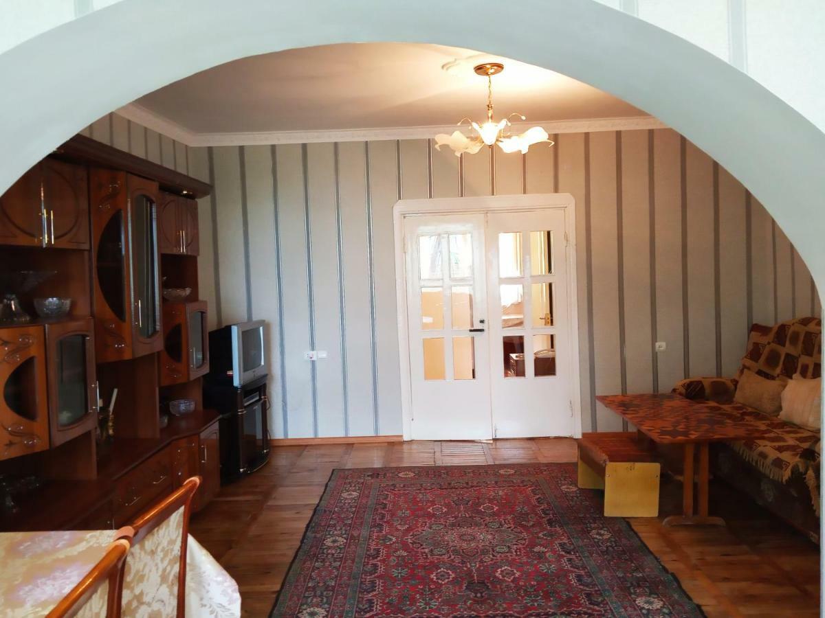 Rubina Bed And Breakfast Tat'ev Buitenkant foto